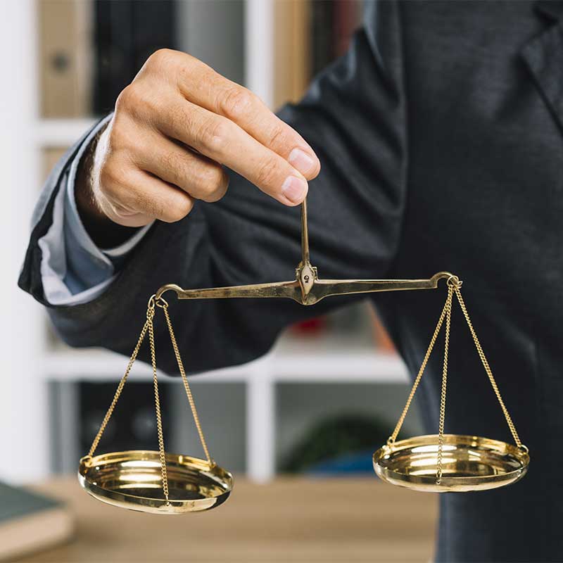 İzmir Avukat Eda Günaydın